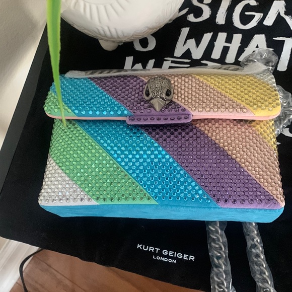 Mini Kensington Rhinestone Shoulder Bag
Kurt Geiger London - Picture 8 of 17